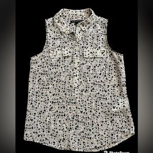 Banana Republic sleeveless blouse. Pink & black. XS.